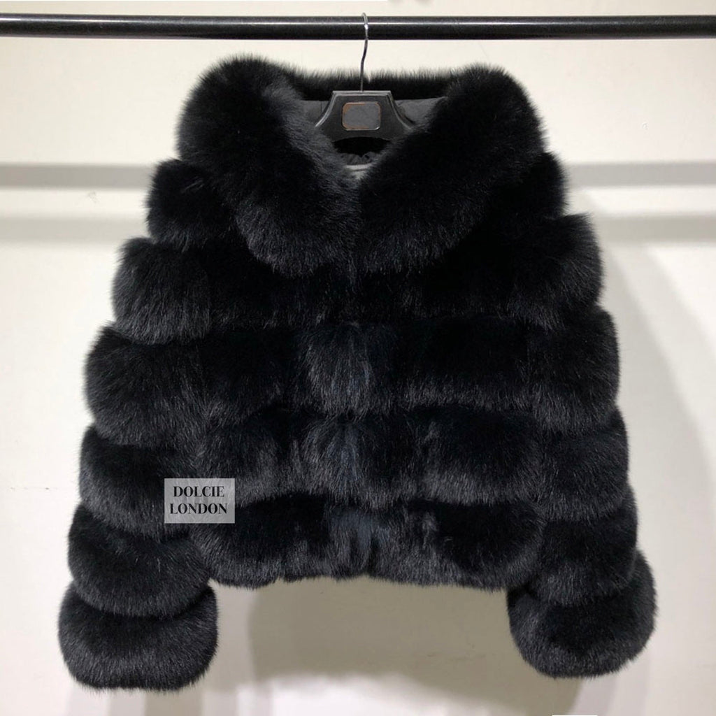 Luxurious Women's Genuine Fox Fur Hooded Cropped Winter Coat