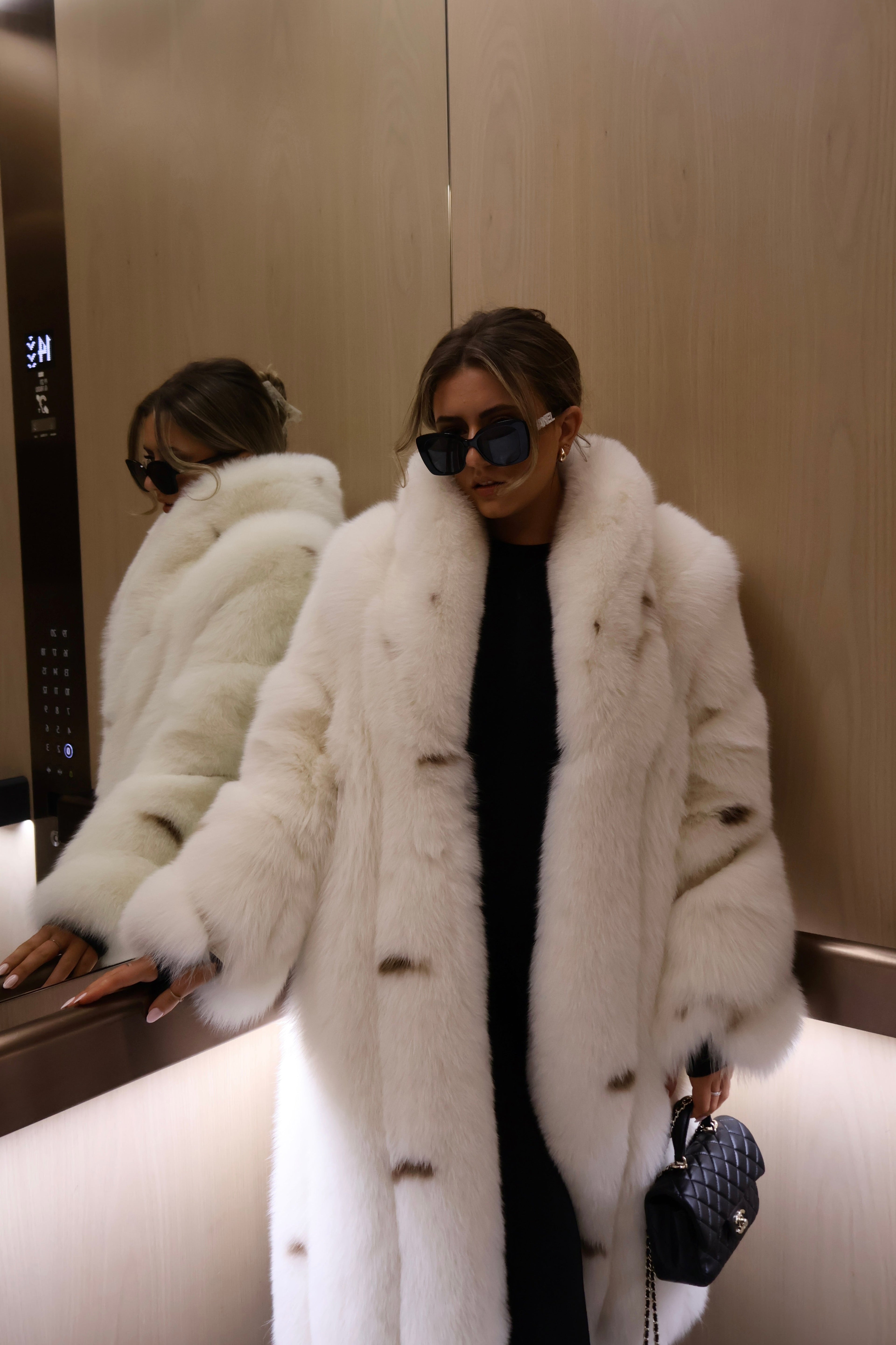 Luxurious Long Fox Fur Collar Coat with Premium Leather Lining