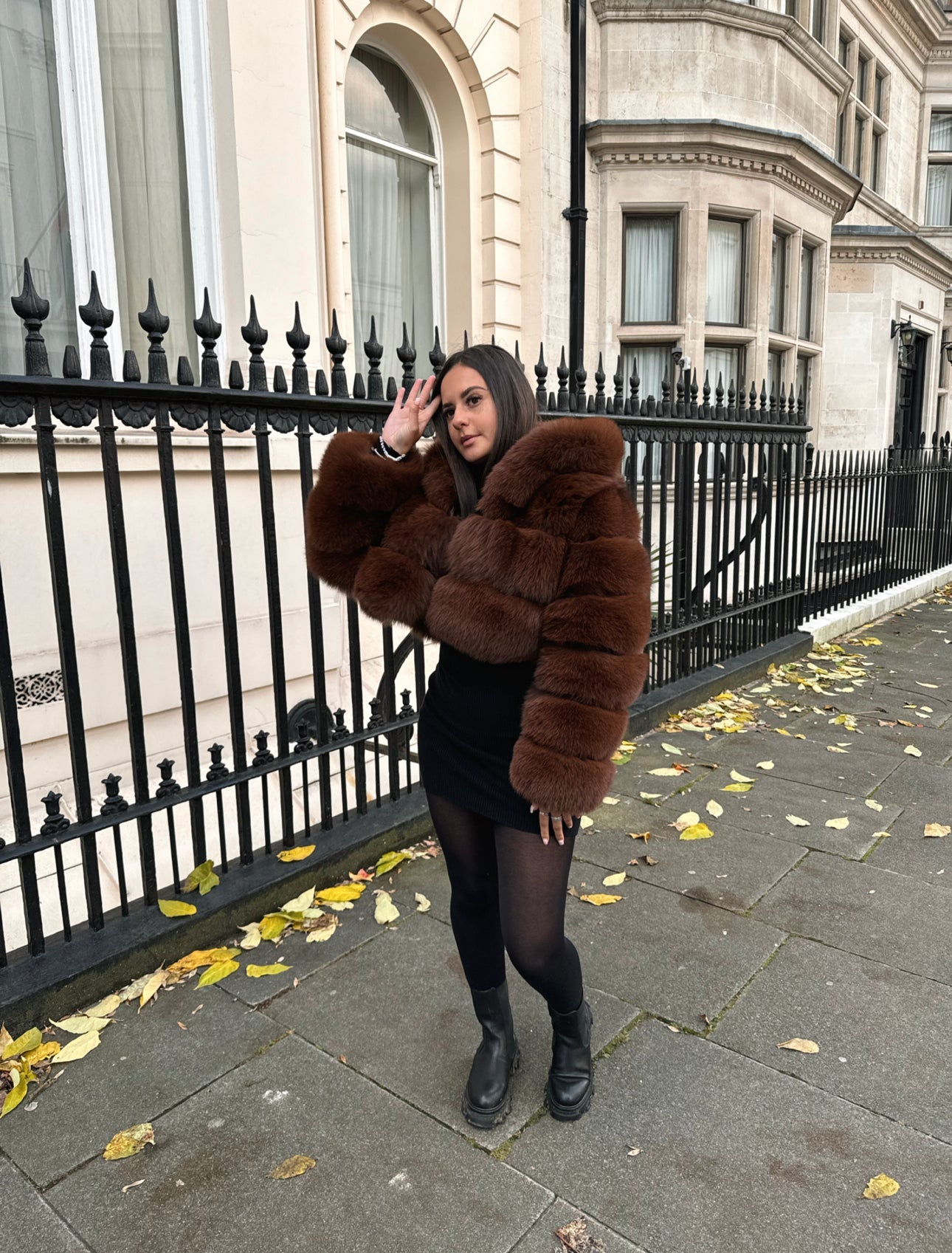 Luxury Cropped Mini Genuine Fox Fur Hooded Winter Coat