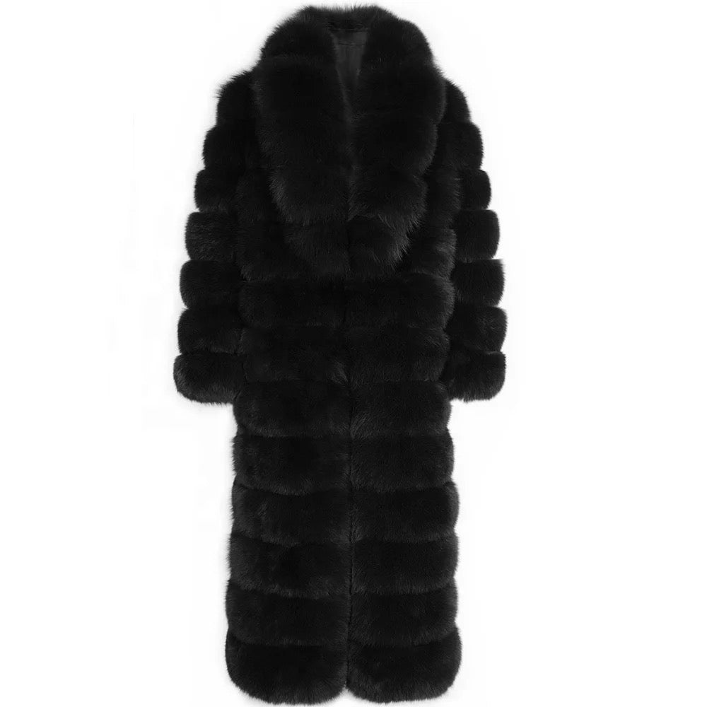 Luxurious Long Fox Fur Coat with Elegant Oversized Collar Detail
