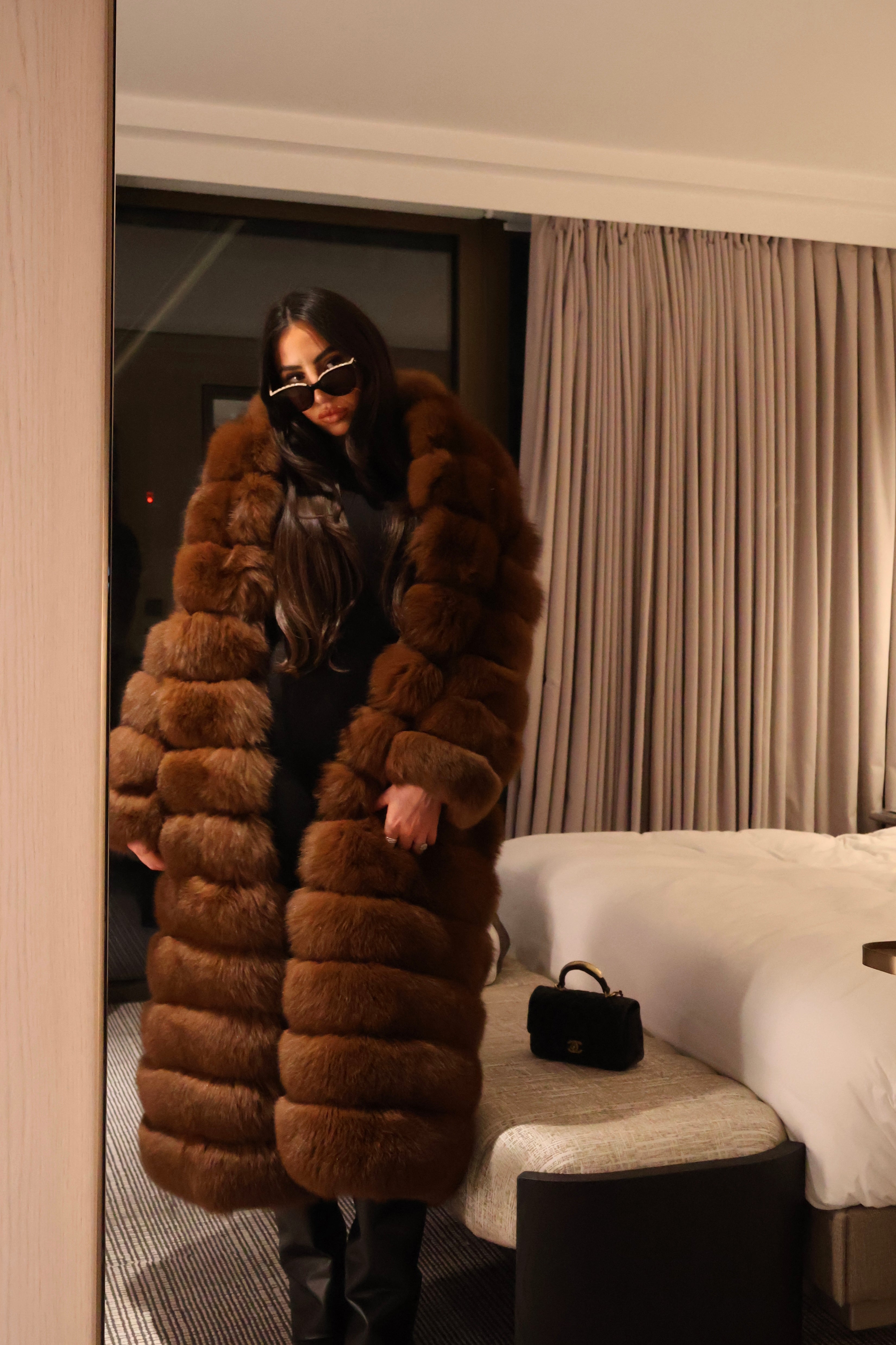 Luxurious Long Fox Fur Coat with Elegant Oversized Collar Detail